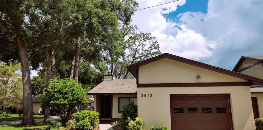House in Ocala, Florida 2 bedrooms, 123.65 sq.m. № 1819234