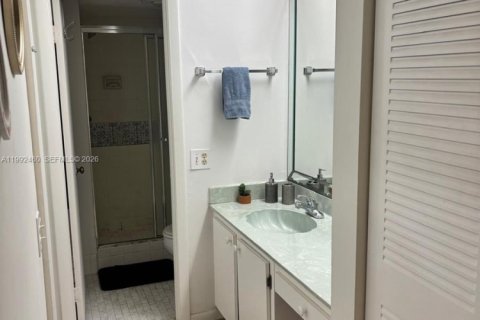 Copropriété à vendre à Deerfield Beach, Floride: 2 chambres, 106.84 m2 № 2063005 - photo 11