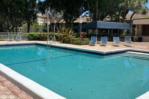 Copropriété à vendre à Deerfield Beach, Floride: 2 chambres, 106.84 m2 № 2063005 - photo 25