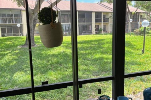 Copropriété à vendre à Deerfield Beach, Floride: 2 chambres, 106.84 m2 № 2063005 - photo 19