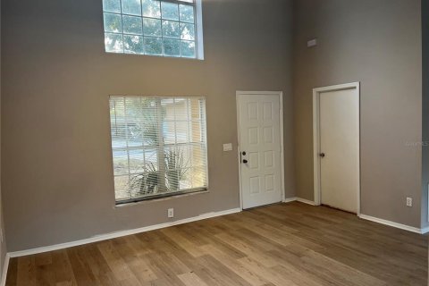Villa ou maison à vendre à Orlando, Floride: 4 chambres, 187.48 m2 № 2147717 - photo 2