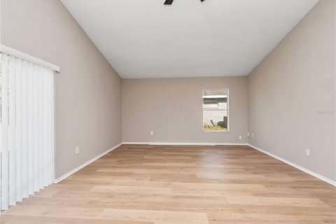Villa ou maison à vendre à Orlando, Floride: 4 chambres, 187.48 m2 № 2147717 - photo 13