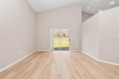 Villa ou maison à vendre à Orlando, Floride: 4 chambres, 187.48 m2 № 2147717 - photo 6
