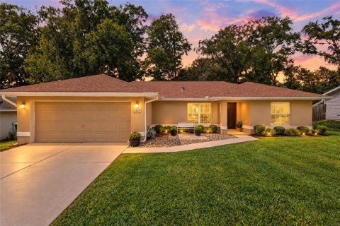 Casa en Ocala, Florida 3 dormitorios, 130.34 m2 № 2358208