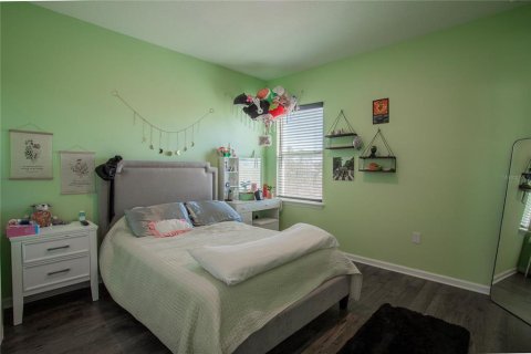 House in Clermont, Florida 4 bedrooms, 207.73 sq.m. № 2285660 - photo 21