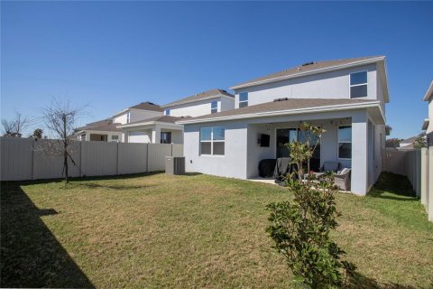 House in Clermont, Florida 4 bedrooms, 207.73 sq.m. № 2285660 - photo 28