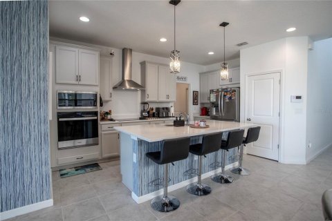 House in Clermont, Florida 4 bedrooms, 207.73 sq.m. № 2285660 - photo 8