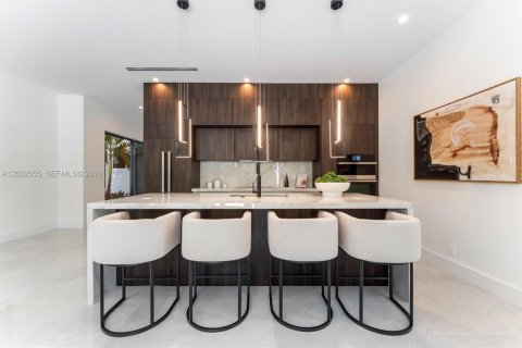 Touwnhouse à vendre à Fort Lauderdale, Floride: 4 chambres, 261.43 m2 № 2073218 - photo 8