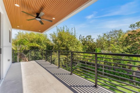 Touwnhouse à vendre à Fort Lauderdale, Floride: 4 chambres, 261.43 m2 № 2073218 - photo 20