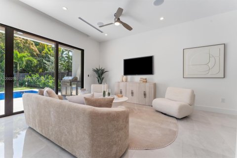 Touwnhouse à vendre à Fort Lauderdale, Floride: 4 chambres, 261.43 m2 № 2073218 - photo 6
