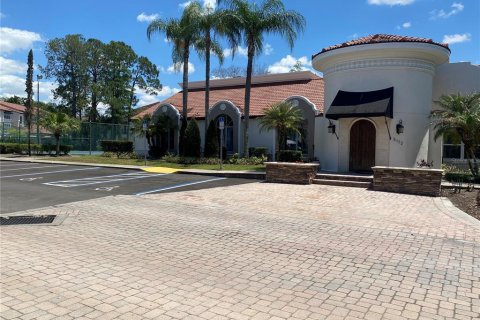 Condo in Orlando, Florida, 3 bedrooms № 2123633 - photo 29
