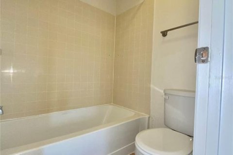 Condo in Orlando, Florida, 3 bedrooms № 2123633 - photo 25