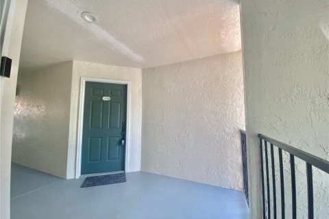 Condo in Orlando, Florida, 3 bedrooms № 2123633 - photo 3