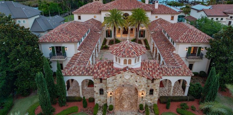 Casa en Windermere, Florida 8 dormitorios, 1306.95 m2 № 2196126