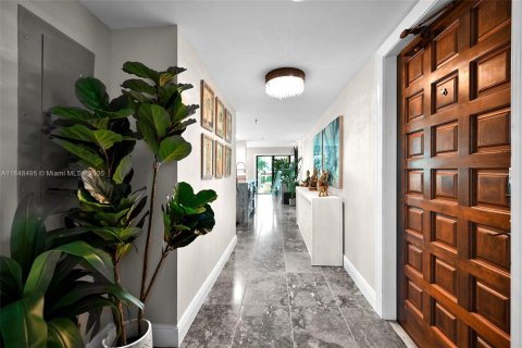 Condo in North Palm Beach, Florida, 3 bedrooms  № 1848967 - photo 22