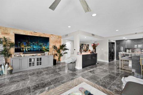 Condo in North Palm Beach, Florida, 3 bedrooms  № 1848967 - photo 3