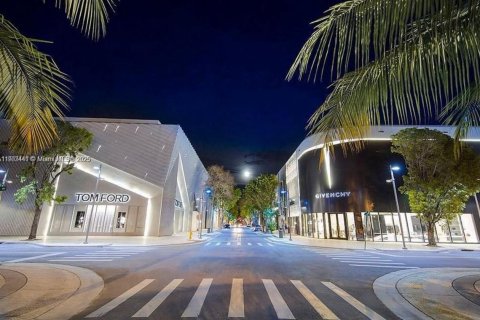 Casa en alquiler en Miami, Florida, 2 dormitorios, 91.97 m2 № 1963534 - foto 26