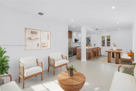 Casa en alquiler en Miami, Florida, 2 dormitorios, 91.97 m2 № 1963534 - foto 6