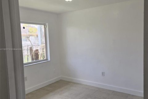 Apartment in Florida City, Florida 3 bedrooms, 114.27 sq.m. № 1869993 - photo 10