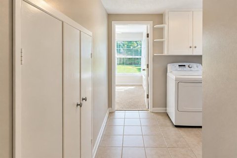 Villa ou maison à louer à Sarasota, Floride: 2 chambres, 128.58 m2 № 2418601 - photo 14