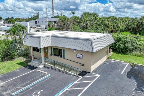 Commercial property in Punta Gorda, Florida 89.19 sq.m. № 1366566 - photo 23