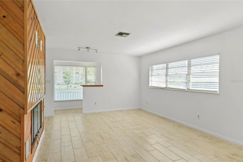 Villa ou maison à louer à Winter Park, Floride: 3 chambres, 165.55 m2 № 2323211 - photo 8