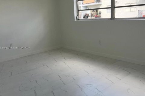 Купить кондоминиум в Майами-Спрингс, Флорида 2 спальни, 97.83м2, № 2006594 - фото 12