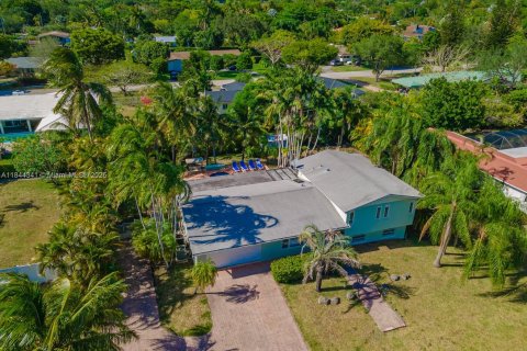 Villa ou maison à Pinecrest, Floride 4 chambres, 221.39 m2 № 2039380
