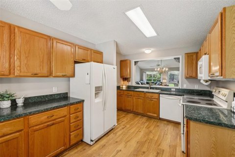 Casa en venta en The Villages, Florida, 3 dormitorios, 152.55 m2 № 1817001 - foto 18
