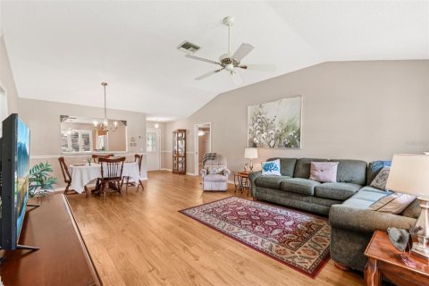 Casa en venta en The Villages, Florida, 3 dormitorios, 152.55 m2 № 1817001 - foto 5
