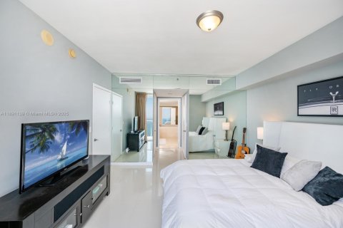 Copropriété à vendre à Miami, Floride: 2 chambres, 121.98 m2 № 1944530 - photo 9