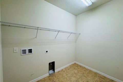 Casa en venta en Polk City, Florida, 3 dormitorios, 156.08 m2 № 1908658 - foto 20