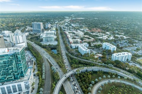 Commercial property in Miami, Florida № 2034081 - photo 11