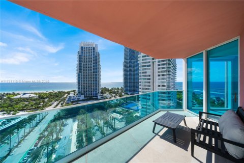 Condo in Miami Beach, Florida, 3 bedrooms  № 1936784 - photo 26