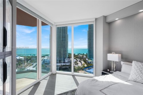 Condo in Miami Beach, Florida, 3 bedrooms  № 1936784 - photo 28