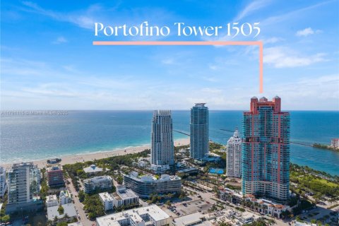 Condo in Miami Beach, Florida, 3 bedrooms  № 1936784 - photo 1