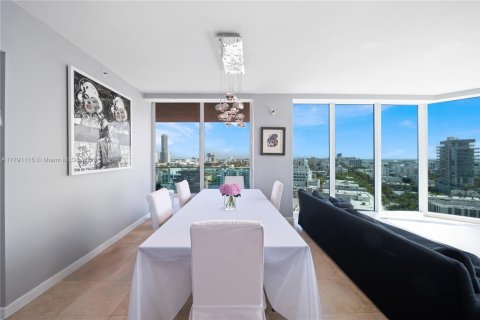 Condo in Miami Beach, Florida, 3 bedrooms  № 1936784 - photo 19