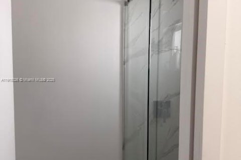 Villa ou maison à vendre à Miami, Floride: 3 chambres, 131.92 m2 № 1970208 - photo 14