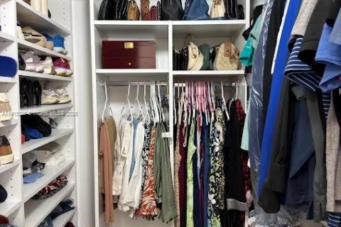 Villa ou maison à vendre à Miami, Floride: 3 chambres, 131.92 m2 № 1970208 - photo 11