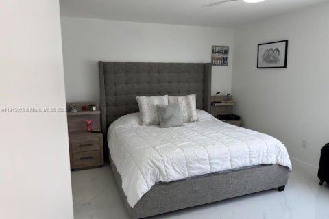 Villa ou maison à vendre à Miami, Floride: 3 chambres, 131.92 m2 № 1970208 - photo 9