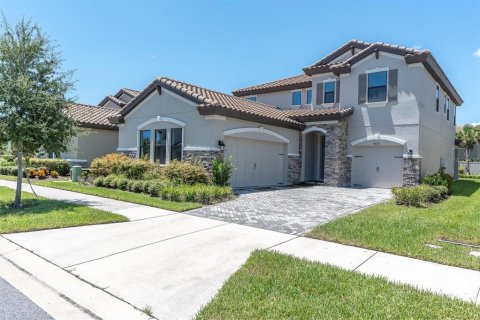 House in Odessa, Florida 4 bedrooms, 295.62 sq.m. № 1858081 - photo 1