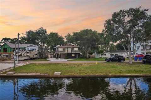 Villa ou maison à vendre à Saint Petersburg, Floride: 3 chambres, 157.19 m2 № 2230875 - photo 2