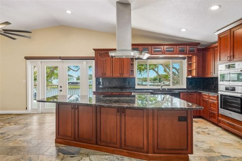 Villa ou maison à vendre à Saint Petersburg, Floride: 3 chambres, 157.19 m2 № 2230875 - photo 27