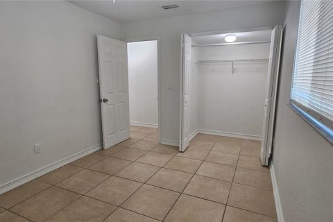 Apartamento en alquiler en Cape Coral, Florida, 3 dormitorios, 114.64 m2 № 1913853 - foto 18