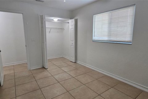Apartamento en alquiler en Cape Coral, Florida, 3 dormitorios, 114.64 m2 № 1913853 - foto 17