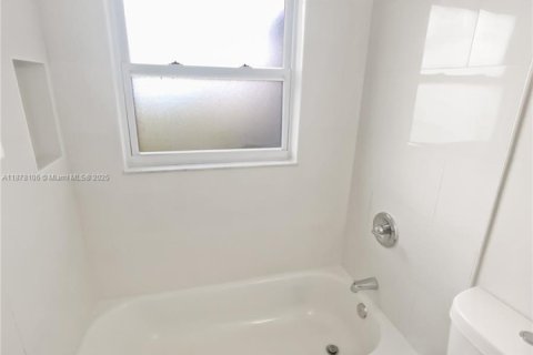 Villa ou maison à vendre à Hudson, Floride: 2 chambres № 1927982 - photo 4