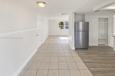 Villa ou maison à vendre à Hudson, Floride: 2 chambres № 1927982 - photo 3