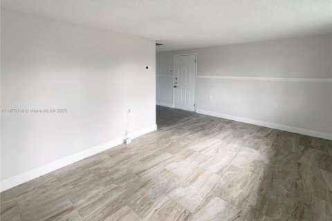 Villa ou maison à vendre à Hudson, Floride: 2 chambres № 1927982 - photo 27