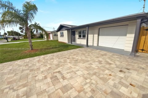 Villa ou maison à vendre à Hudson, Floride: 2 chambres № 1927982 - photo 26