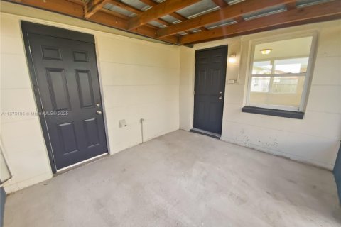 Villa ou maison à vendre à Hudson, Floride: 2 chambres № 1927982 - photo 25